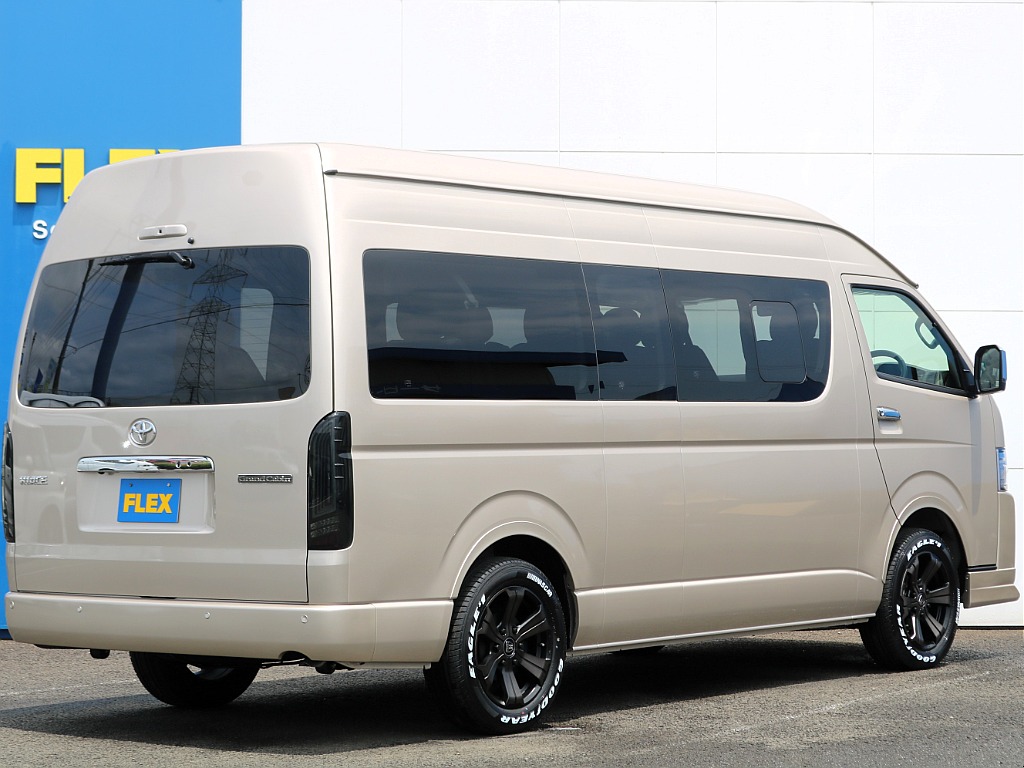 ＦＬＥＸグループは「すべての人に愛車を」をコンセプトに車種別に全国展開中！愛車と一緒に、ライフスタイルを充実させてもらいたいという思いで、ランクル仙台泉店では皆様のご要望になんでもお応えします♪