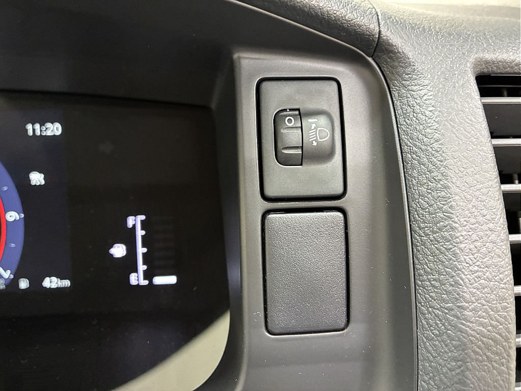 トヨタ&nbsp;ハイエース&nbsp;ワゴン2.7グランドキャビン 4WD&nbsp;パーキングサポート&nbsp;北海道の詳細画像&nbsp;その12