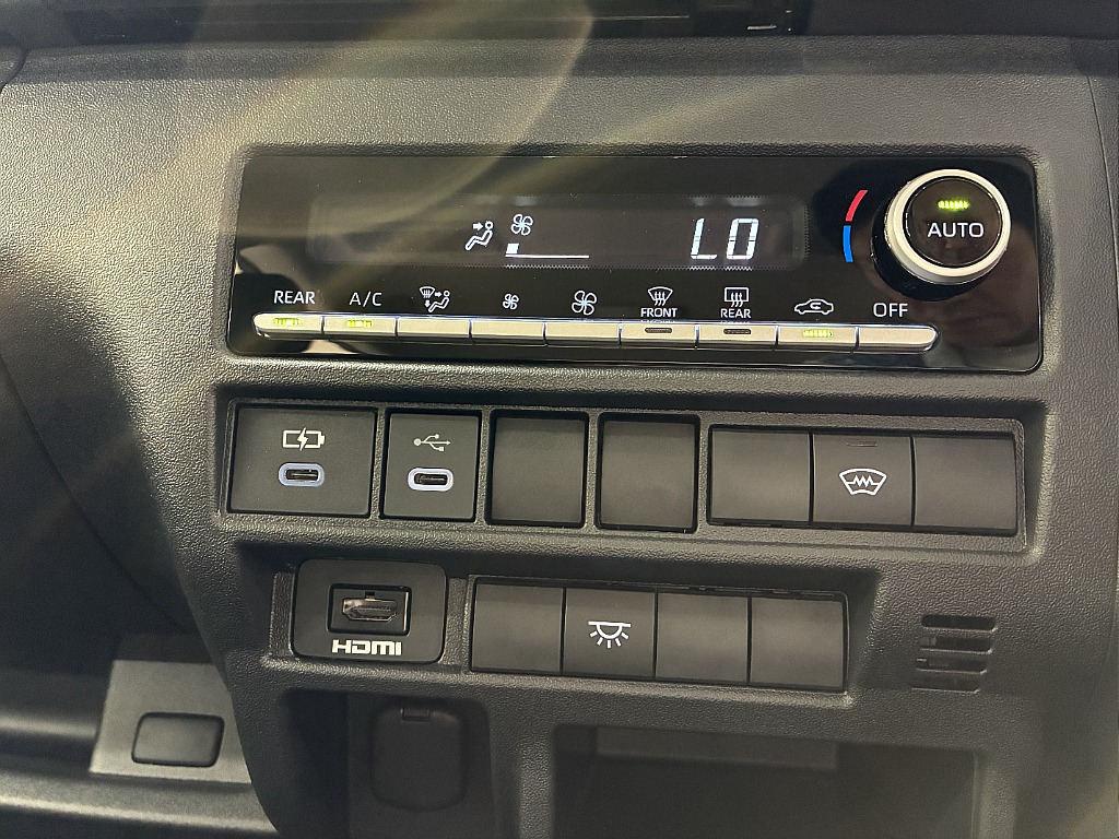 トヨタ&nbsp;ハイエース&nbsp;ワゴン2.7グランドキャビン 4WD&nbsp;パーキングサポート&nbsp;北海道の詳細画像&nbsp;その13