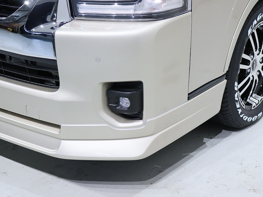 トヨタ ハイエース 2.7 グランドキャビン 4WD(R08年式,新車) | FLEX