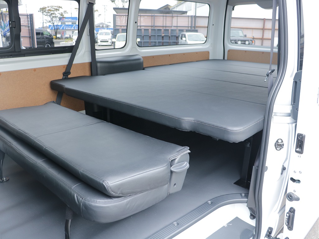 トヨタ&nbsp;ハイエースバン&nbsp;4ドアバン2.8DT DXワイドSロングHRGL4WD&nbsp;ローダウン・ベッドキット&nbsp;宮城県の詳細画像&nbsp;その13
