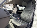 シートカバーで高級感アップ！