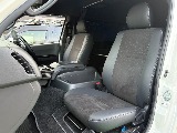 特別仕様車専用ハーフレザーシート！