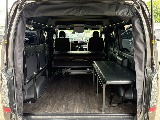 ベッドキットの跳ね上げも可能です♪