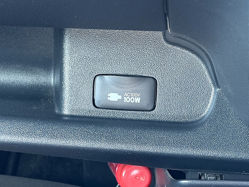 AC100V装備済みです！
