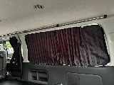 カーテンも装備されております♪