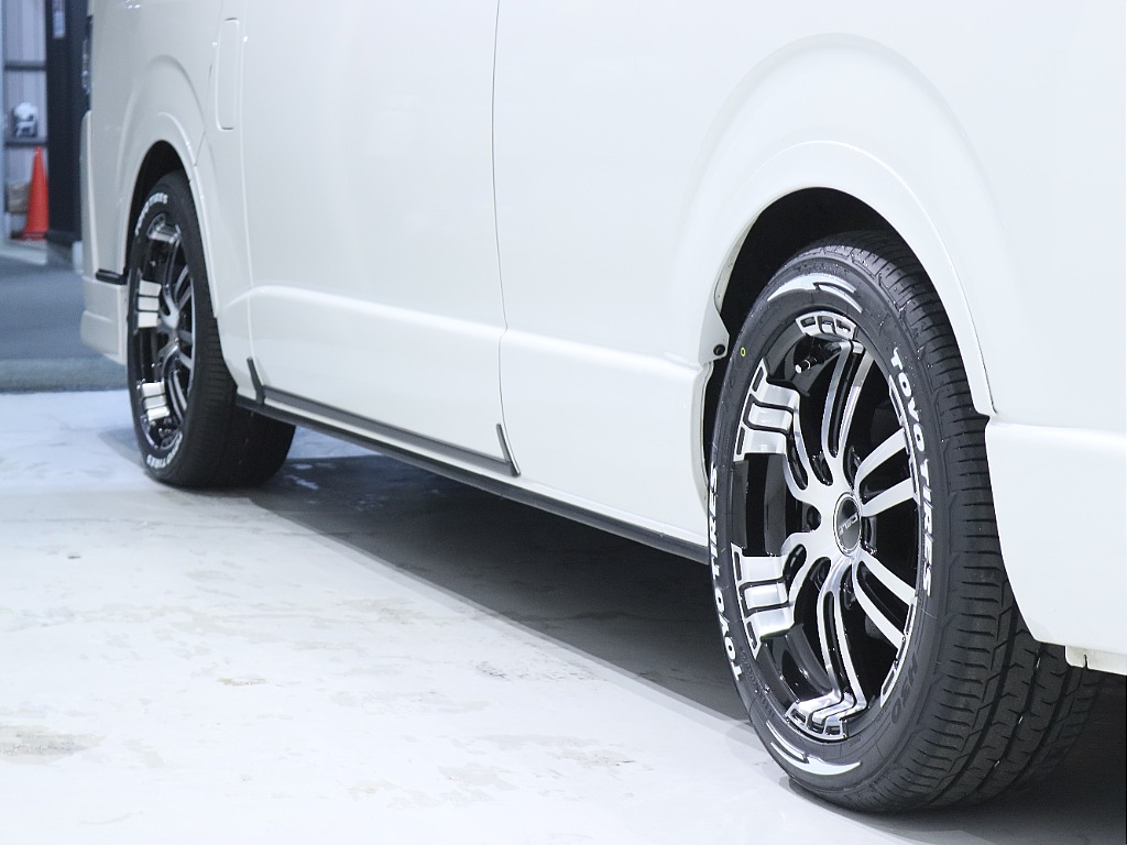 トヨタ&nbsp;ハイエースバン&nbsp;4ドアバン2.8DT DXワイドSロングHRGL4WD&nbsp;【スーパーロング】【ベットキット】&nbsp;北海道の詳細画像&nbsp;その13