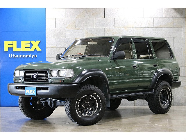 買取特選車が入荷いたしました。 今回は、2023年度に入り勢いが加速するランクル80。 後期、アクティブエディションのスペシャル車両になります。