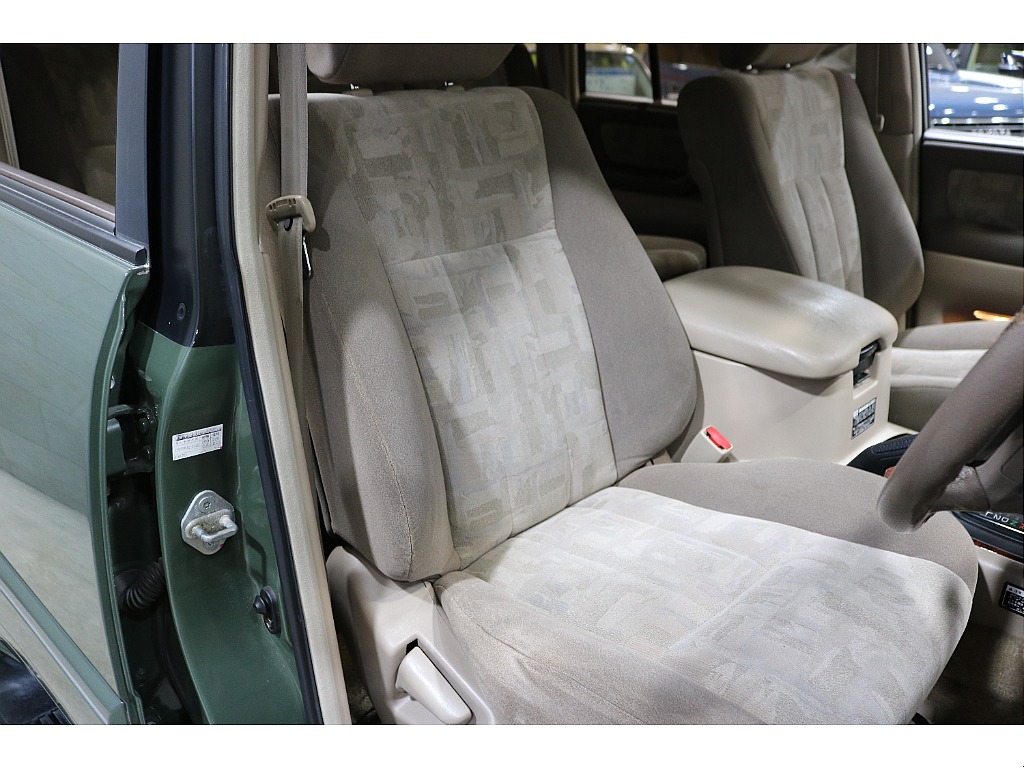 トヨタ ランドクルーザー100 4.7VXリミテッド 4WD グリルガード マルチレス 栃木県の詳細画像 その6
