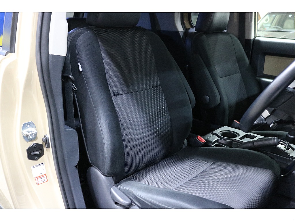 トヨタ FJクルーザー 4.0カラーパッケージ 4WD 2インチアップ 栃木県の詳細画像 その6