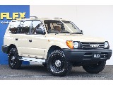 ＦＬＥＸ自慢の中古車保証も付帯致します！年間で最大１００万円まで修理費をカバーするプランがございますので、故障が心配な方にも安心してお乗り頂く事が出来ますよ♪