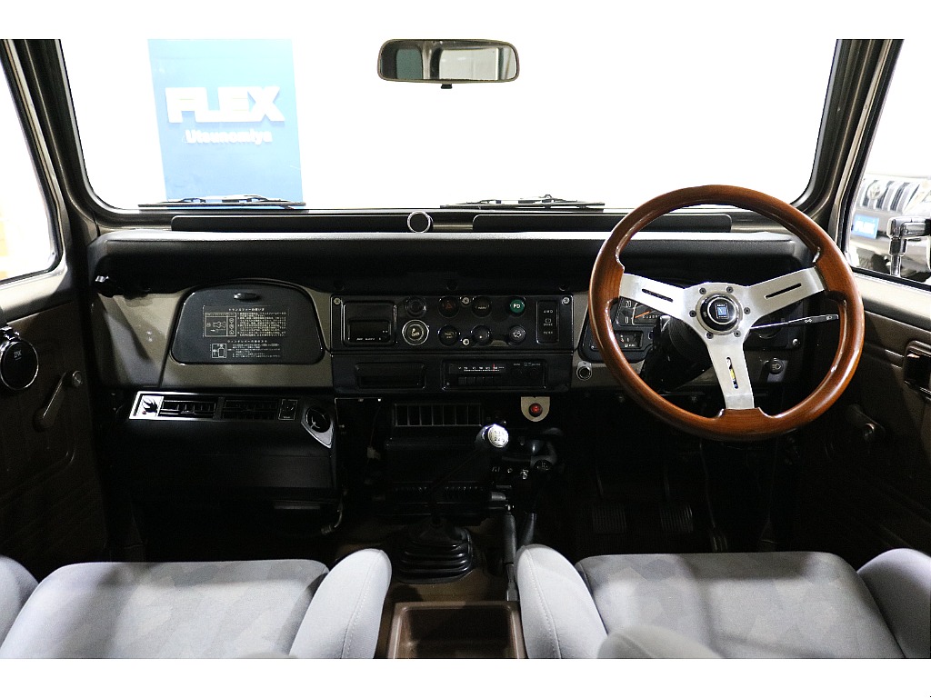 トヨタ ランドクルーザー40(3枚目)