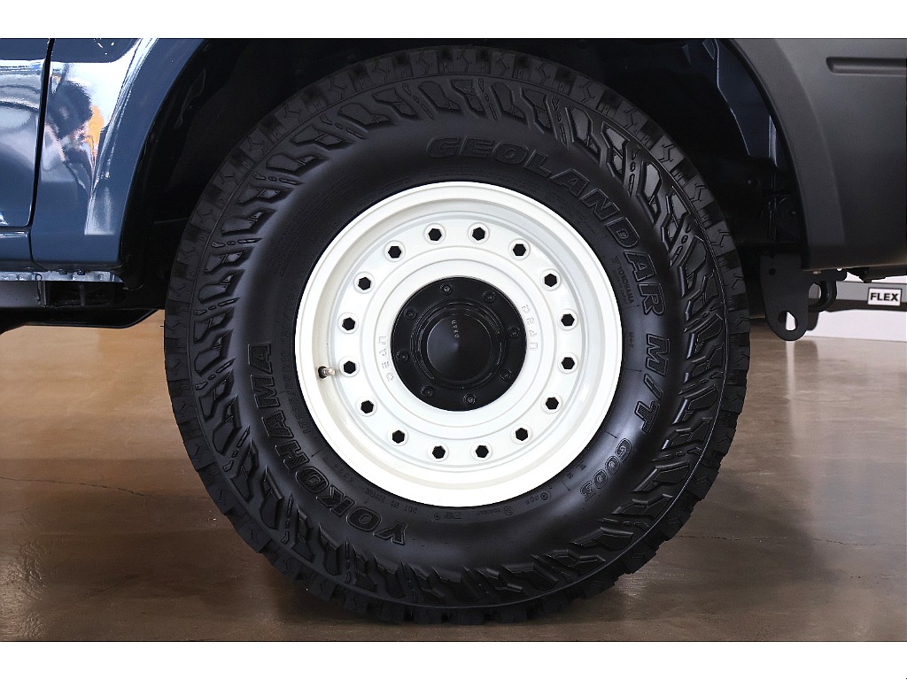 新品YOKOHAMA M/T G003×新品DEANコロラド(マーガレットホワイト)をチョイスしました♪