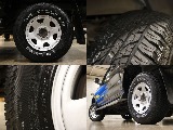 あえての新品純正ホイール。～新品のアウトラインホワイトレターを添えて～