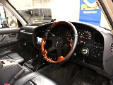 運転席に乗り込む視点に近いよう撮影に注力。