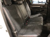 2列目も十分な空間がございます！