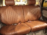後部座席も新品シートカバーを着用し使用感無くキレイな状態です！