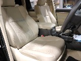 トヨタ ランドクルーザープラド(4枚目)