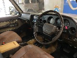乗り込む視線をイメージした撮影に注力。