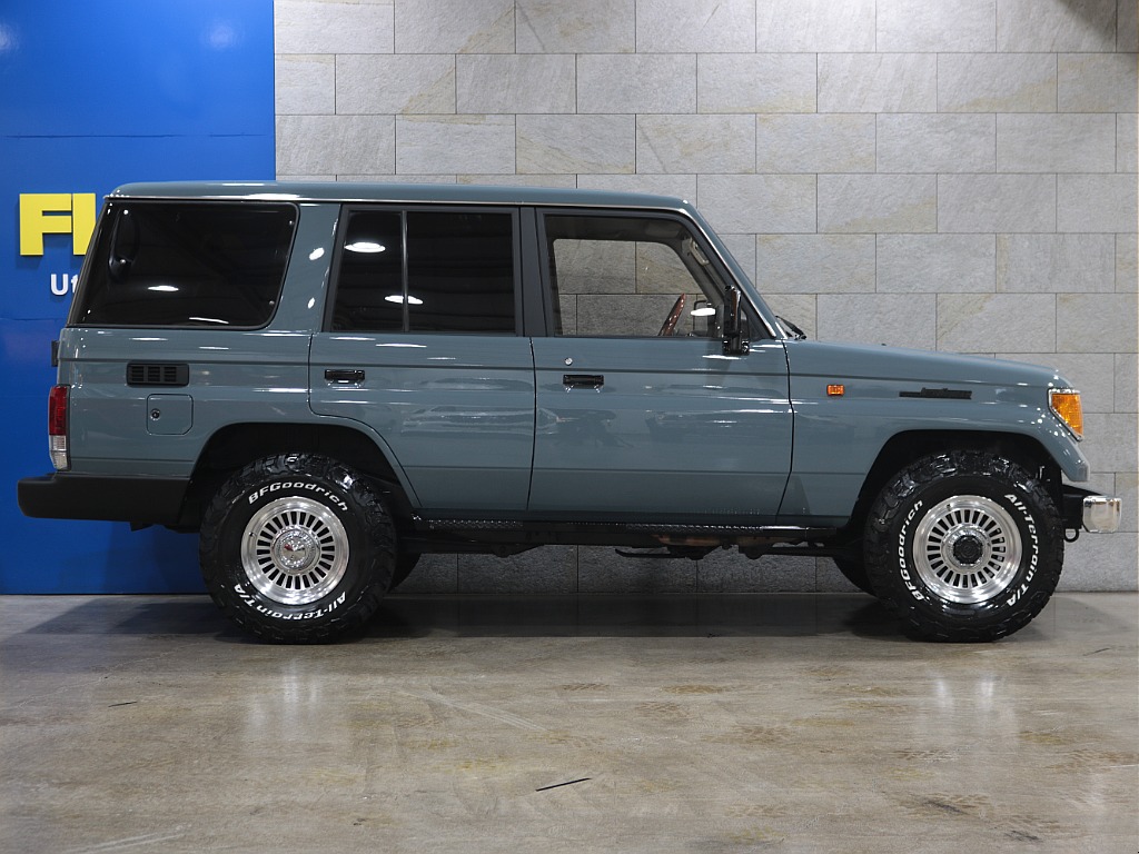 今回はノーマル車高でのご案内です！乗り降りも楽に行う事が出来ますよ！