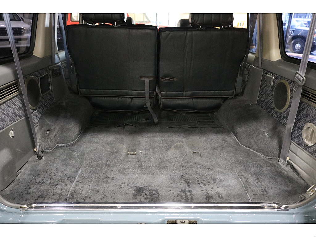 広大なラゲッジスペースは趣味の幅が広がります。