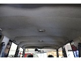 年式の経っている車両ですが、綺麗に天張りも保たれております。