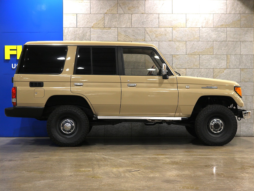 サイドアングル