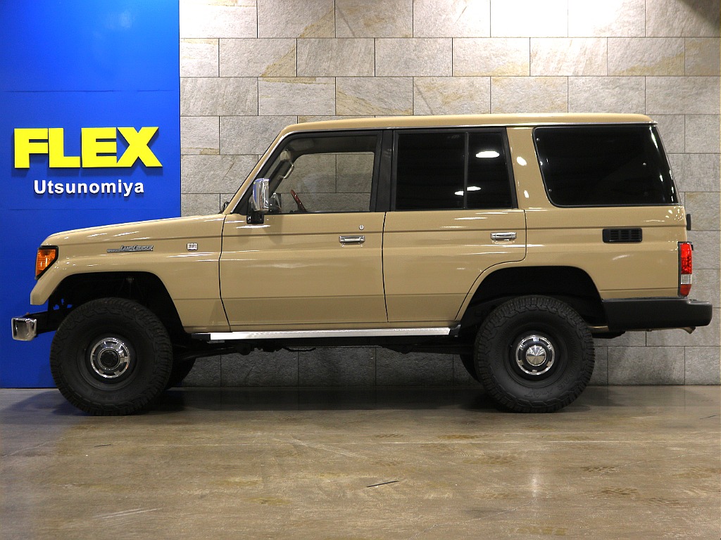 サイドアングル