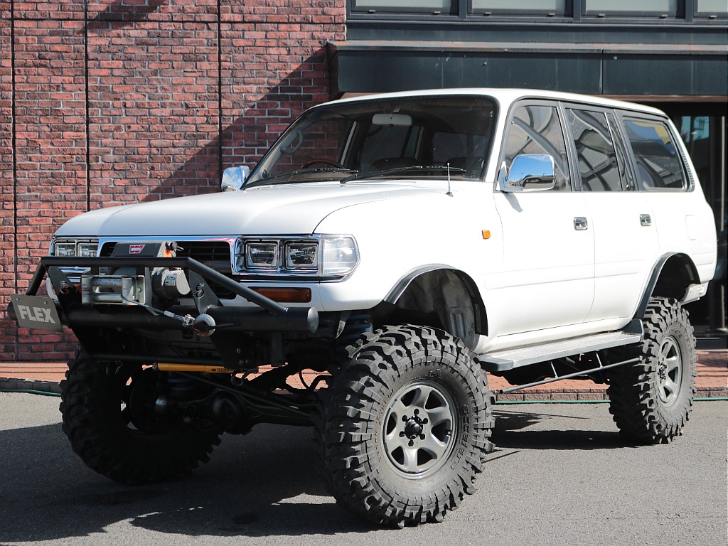 大迫力の80が入庫いたしました！