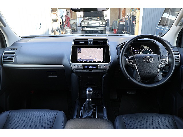 インテリア全体は状態良好です