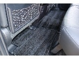後席フロアマットは使用感ほぼ無し