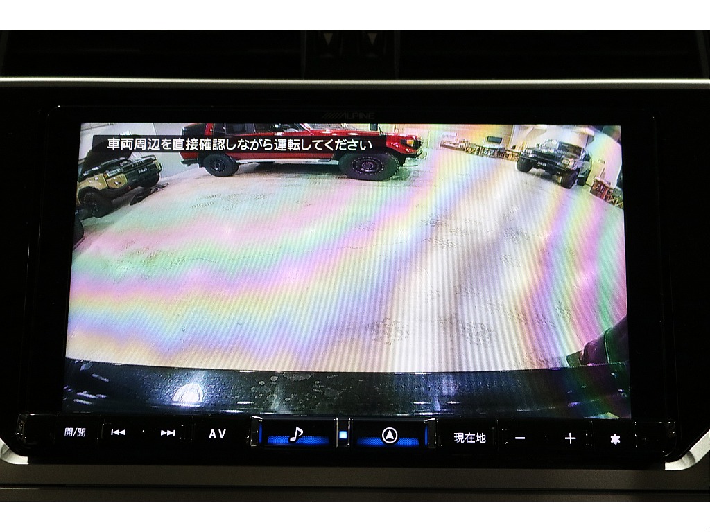 バックカメラもあるので大きい車でも安心！