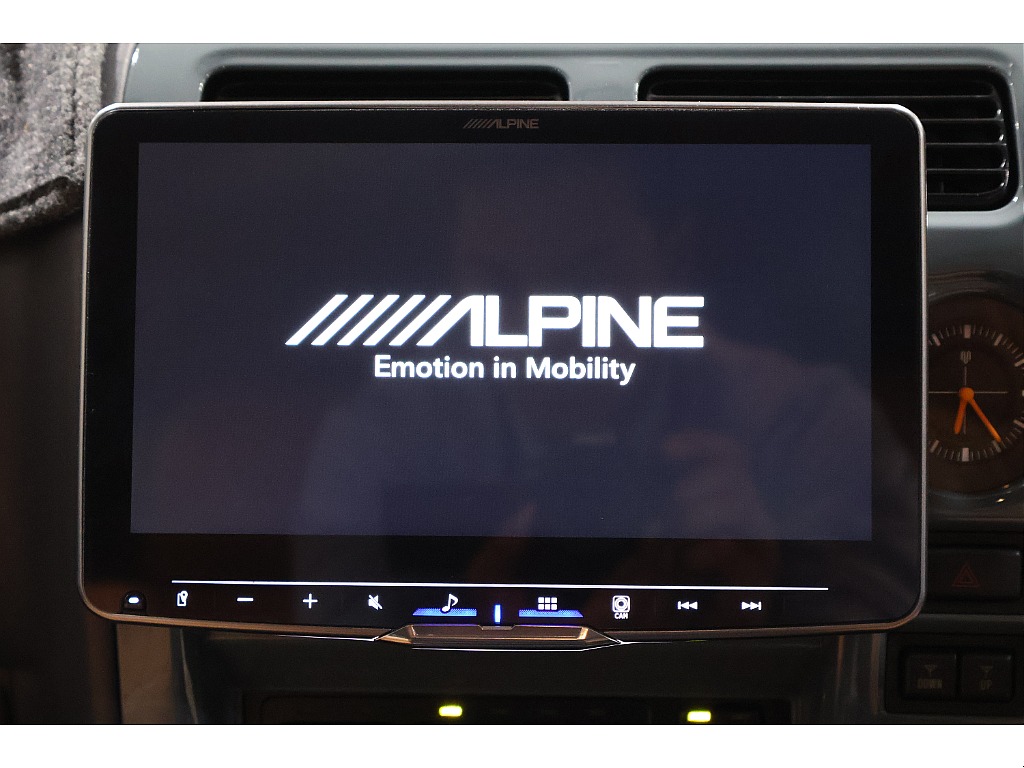 新品アルパインDA付