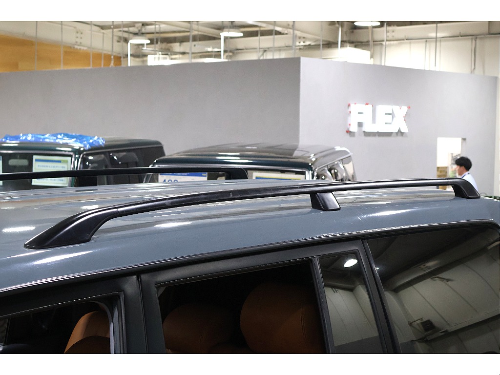 ルーフレール付き！