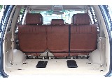 荷室はベージュですが汚れもほぼ無く仕上がっております！