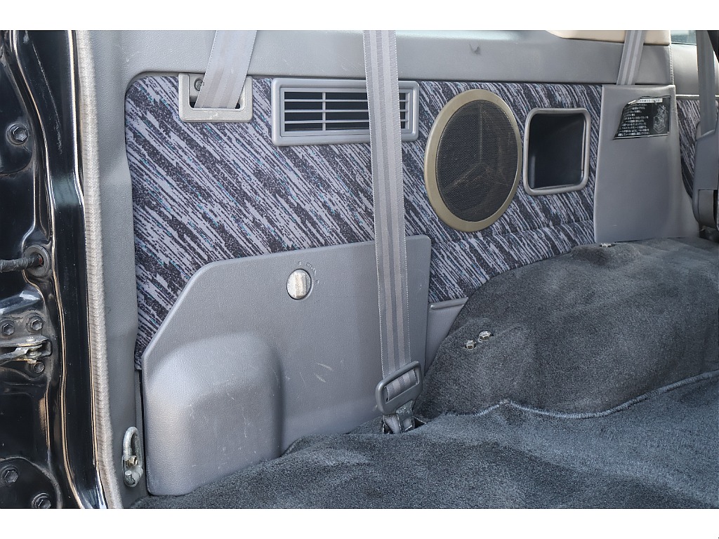 荷室内張り状態