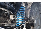 新品オリジナルリフトアップコイル・ショックを装着済み！