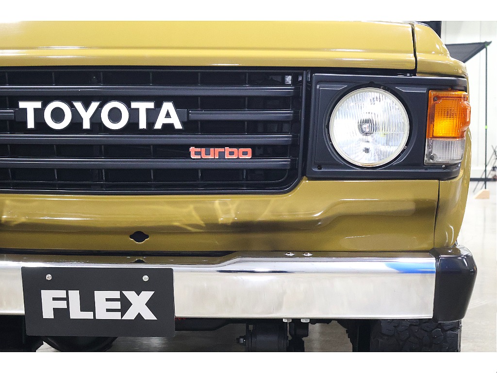 こんなに丸目が似合う車は有りません！