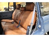 リアシートは６：４の分割シートで積み荷に合わせて倒せます！