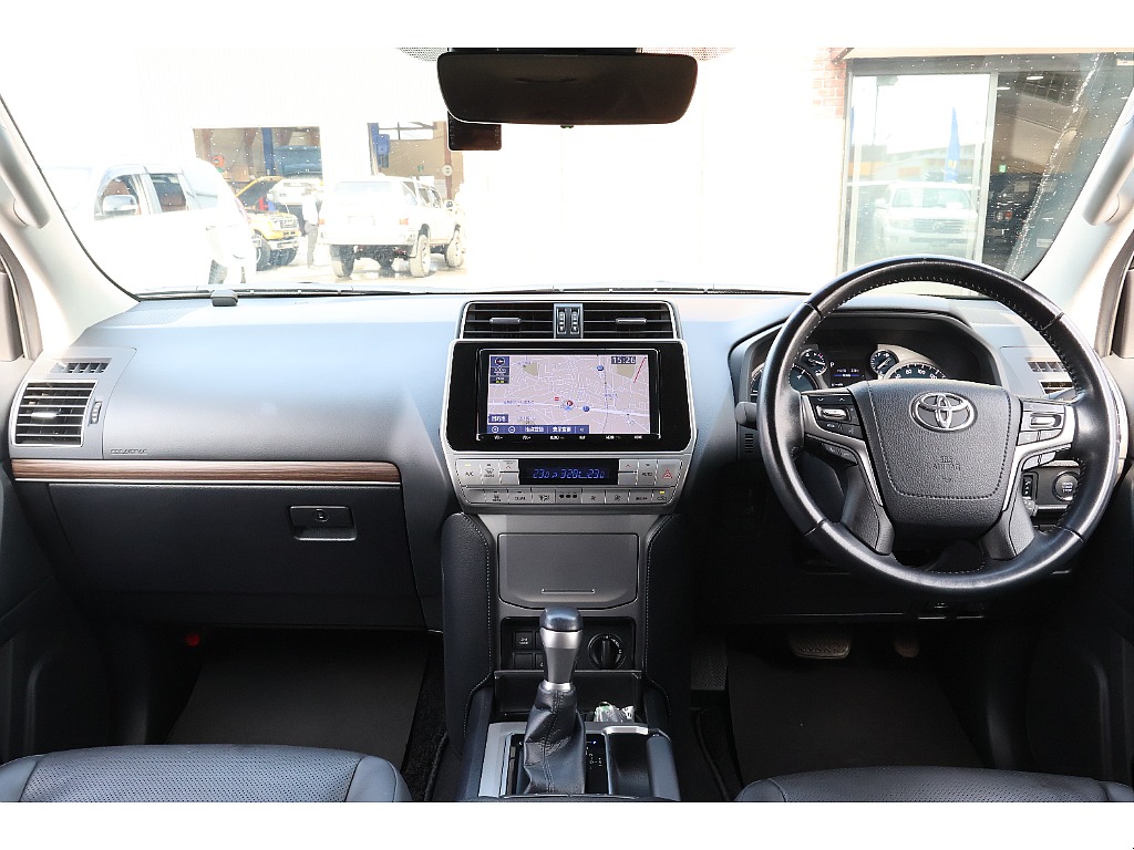 インテリア全体はコンディション◎