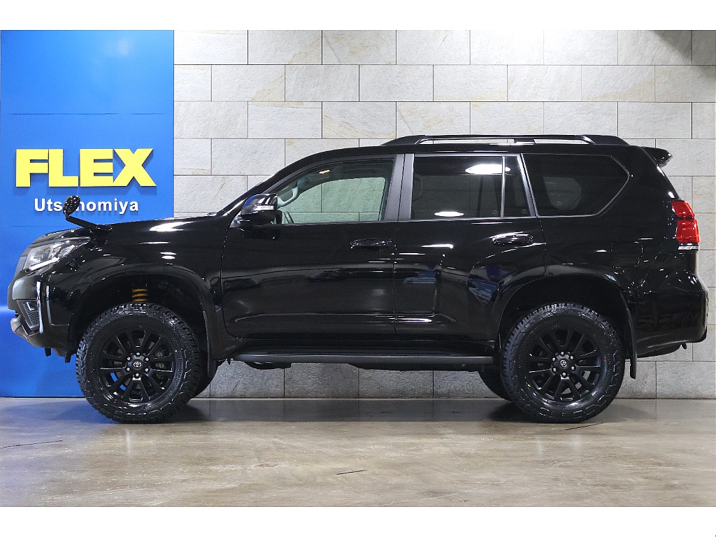 全体がブラックですがリフトアップによってより大きく見えますね！