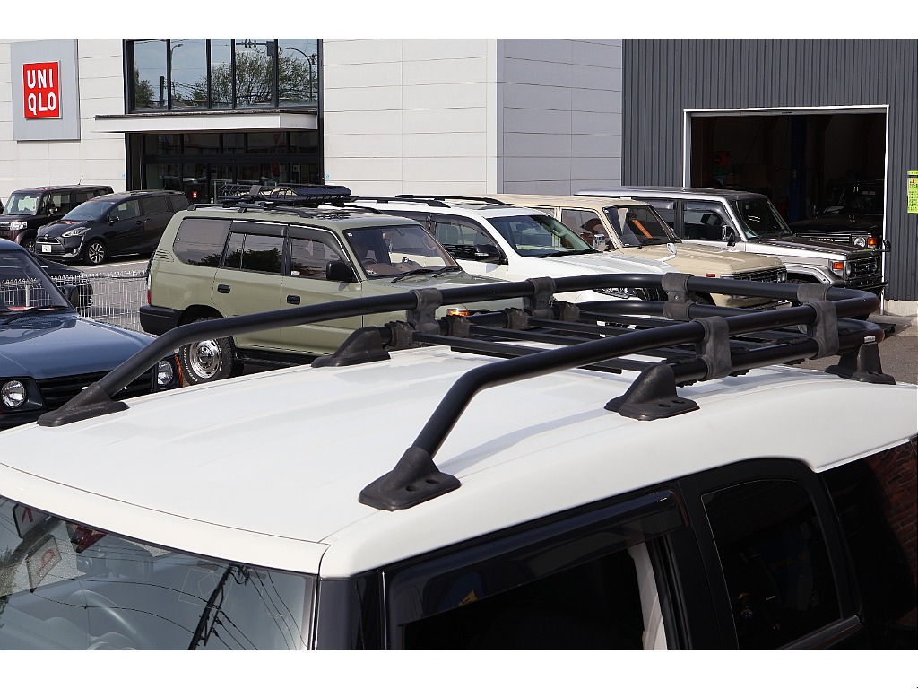 純正ルーフレール付き