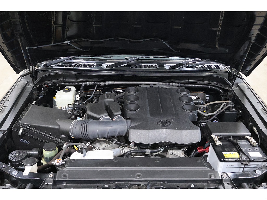 エンジンルームもキレイです！