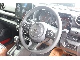 前オーナー様が納車した際に、違うハンドルへ交換し新品の状態で保管されていたため、このようにカバーが残っております。