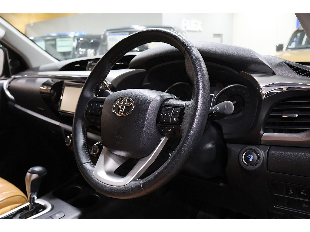 トヨタ ハイラックス(4枚目)