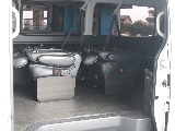 3列目シート折りたたみ可能