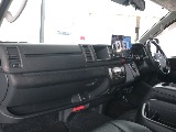 トヨタ&nbsp;ハイエース&nbsp;ワゴン2.7GLロング ミドルルーフ 4WD&nbsp;フローリング施工済みのファミリーパッケージ&nbsp;栃木県の詳細画像&nbsp;その3