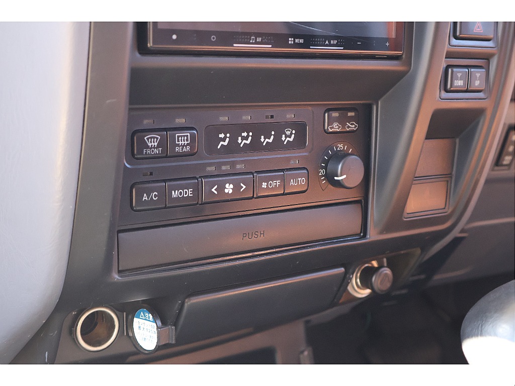 2000 Toyota Land Cruiser Prado 90 