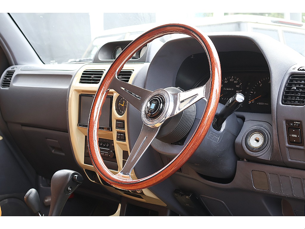 遠方納車可能！陸送納車可能！お気軽にお問い合わせください　TEL:028-649-1333