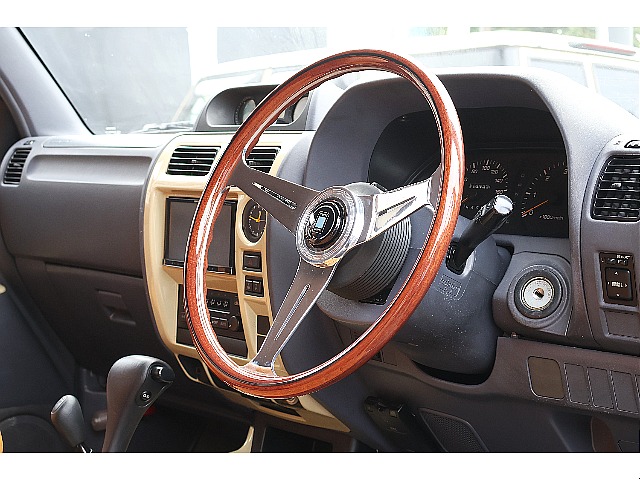 遠方納車可能！陸送納車可能！お気軽にお問い合わせください　TEL:028-649-1333